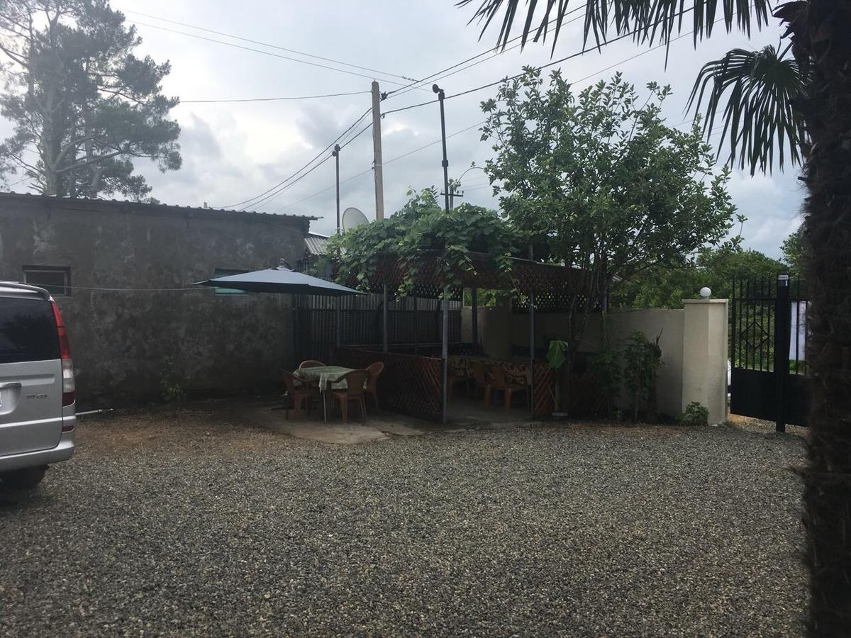 Saba Guest House Ureki Exterior photo